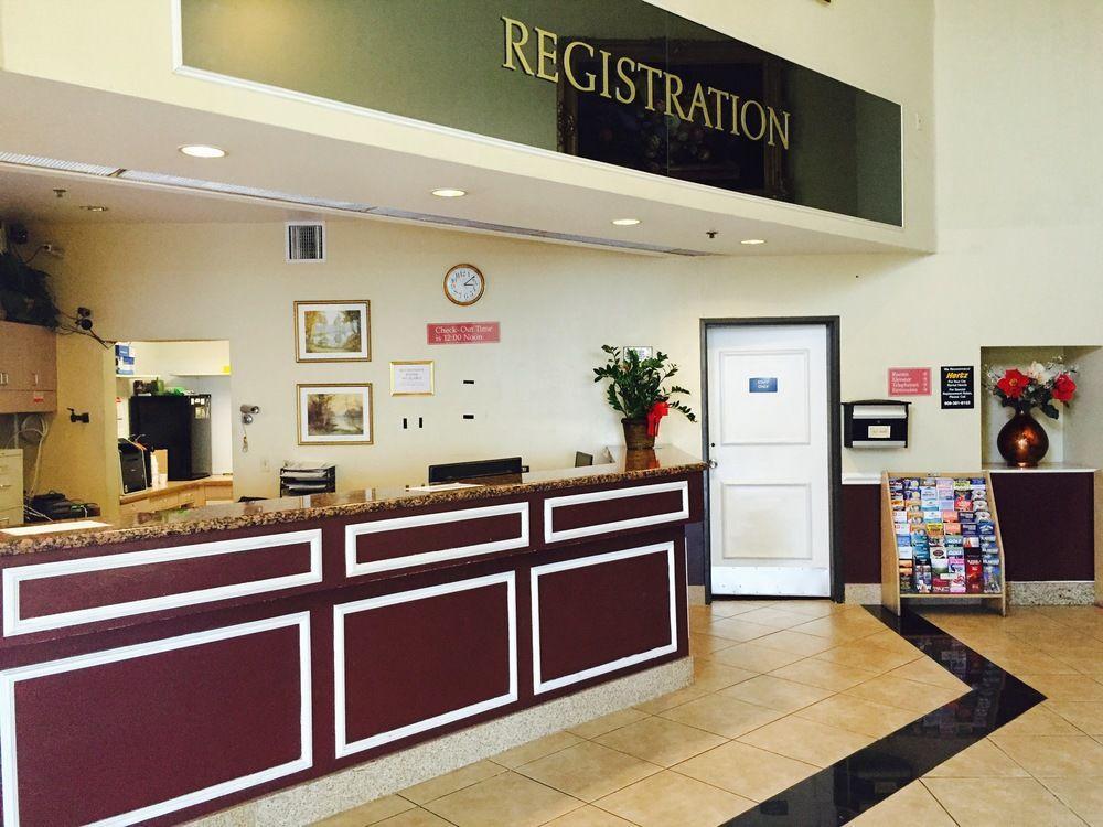 San Bernandino Inn & Suites Σαν Μπερναρντίνο Εξωτερικό φωτογραφία