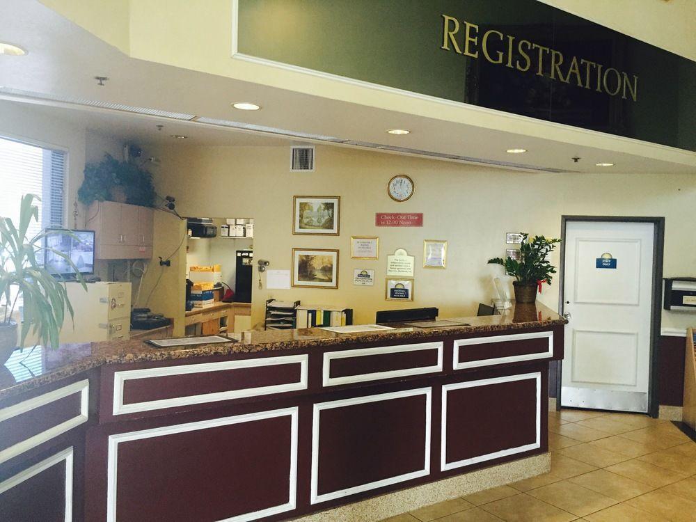 San Bernandino Inn & Suites Σαν Μπερναρντίνο Εξωτερικό φωτογραφία