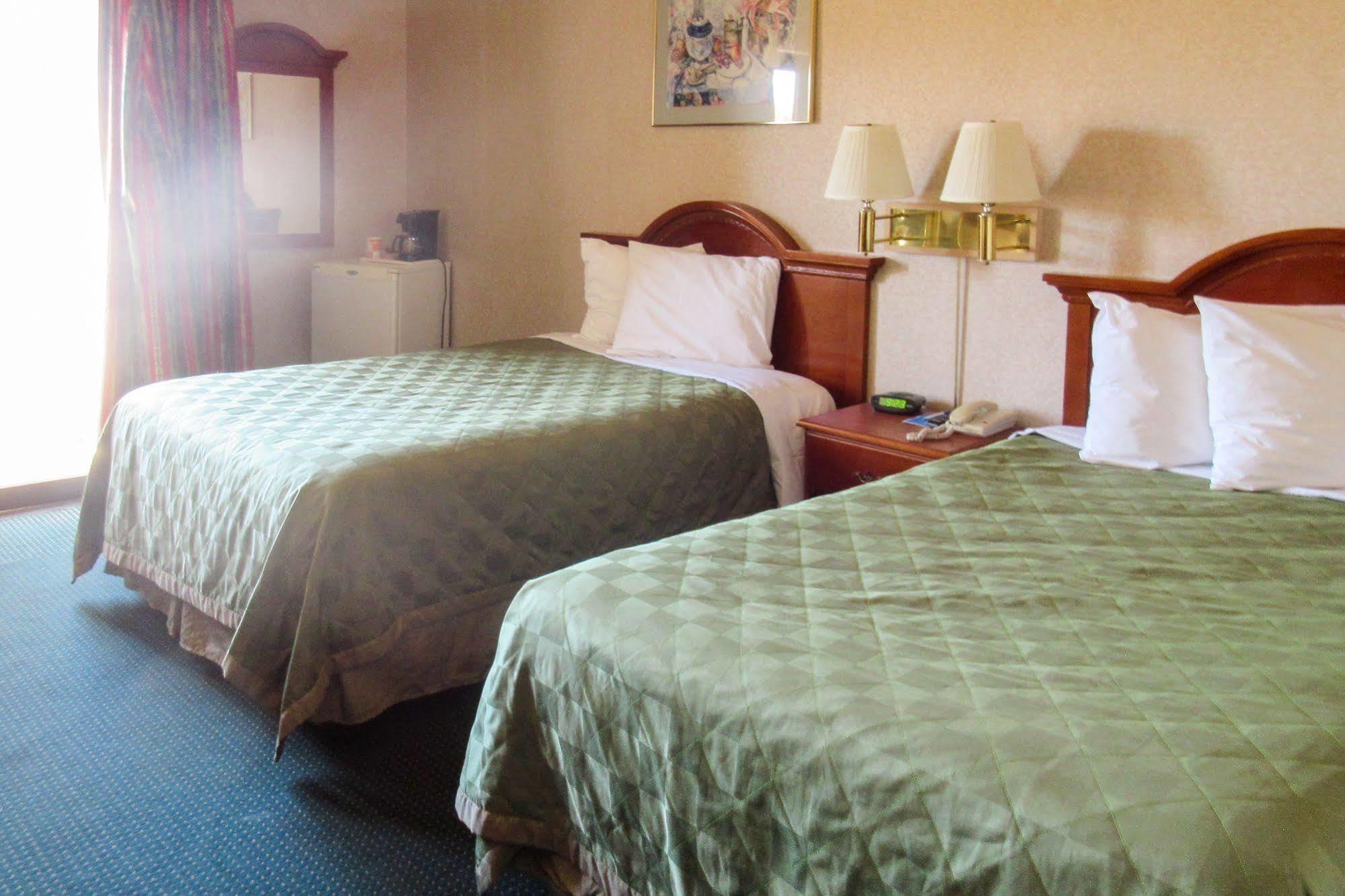 San Bernandino Inn & Suites Σαν Μπερναρντίνο Εξωτερικό φωτογραφία