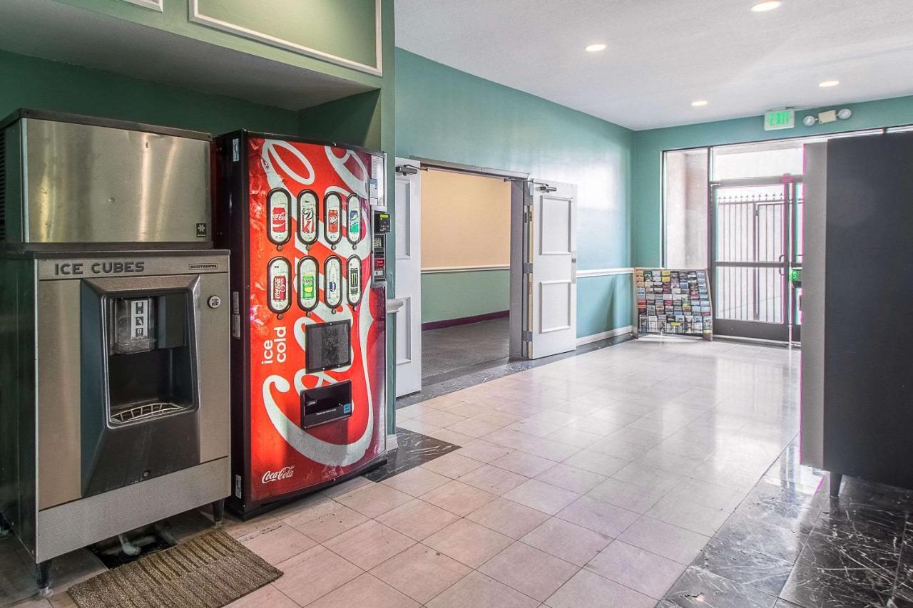 San Bernandino Inn & Suites Σαν Μπερναρντίνο Εξωτερικό φωτογραφία