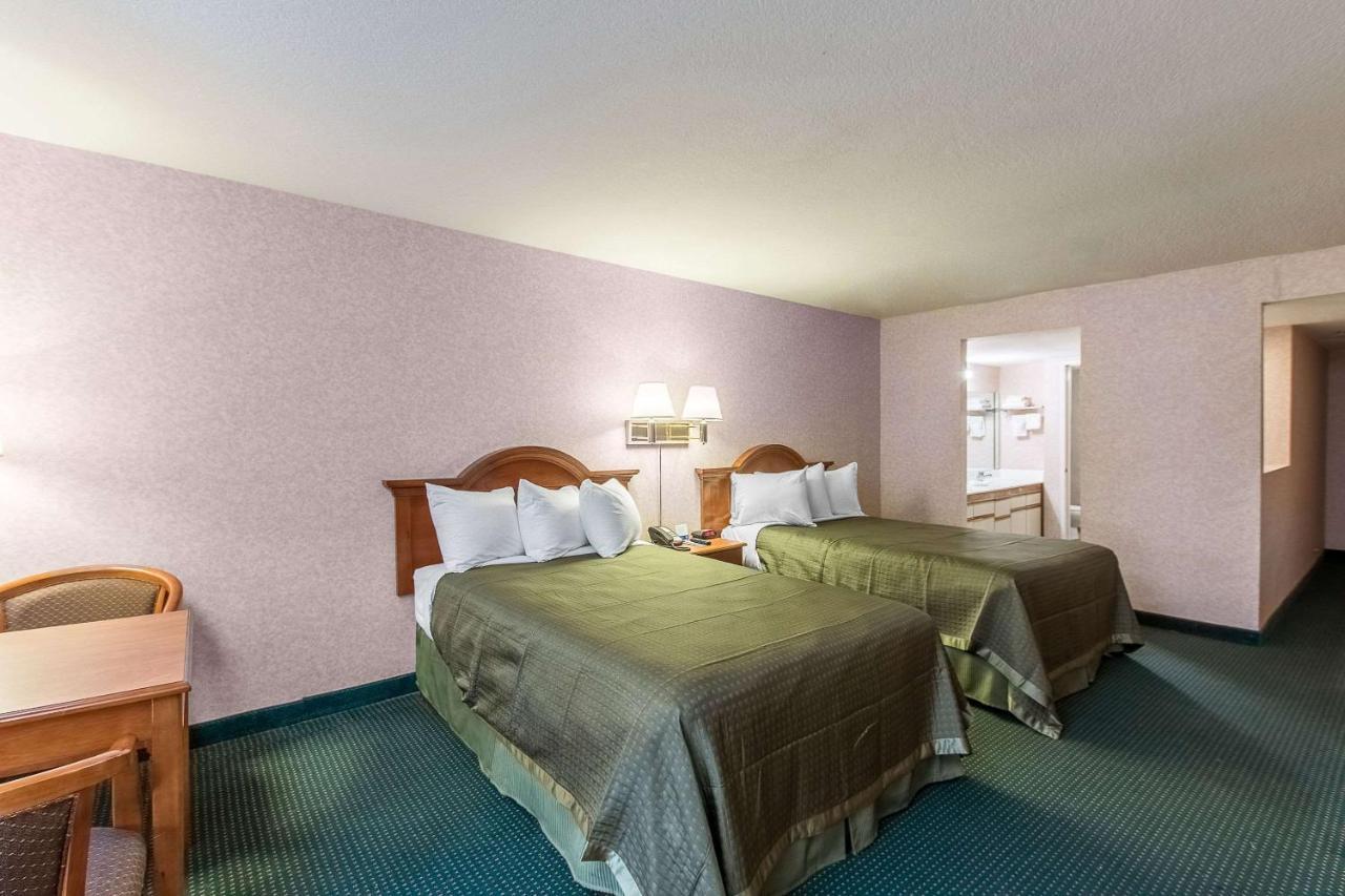 San Bernandino Inn & Suites Σαν Μπερναρντίνο Εξωτερικό φωτογραφία